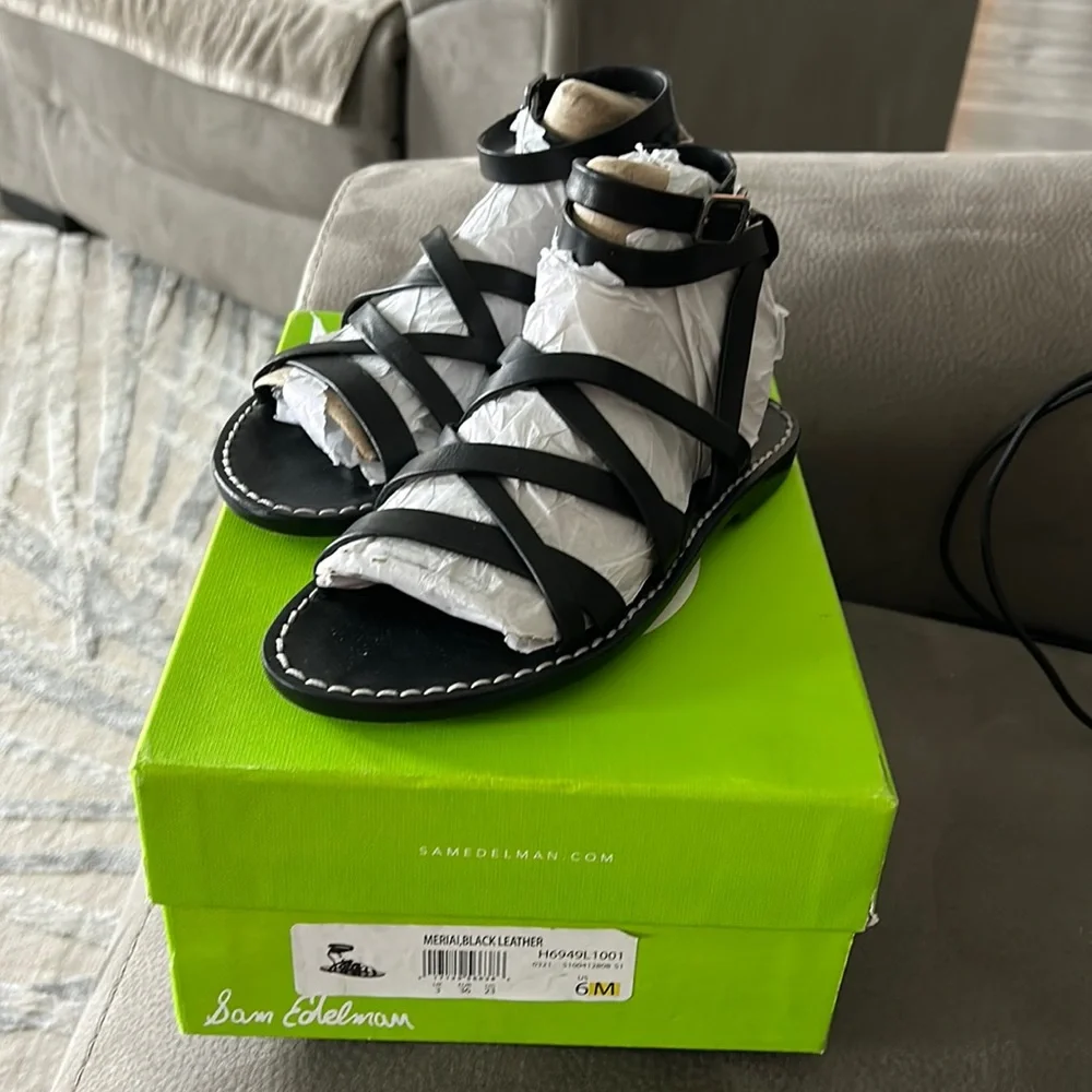 Sam Edelman Meriai black leather gladiator sandal. - Picture 1 of 6